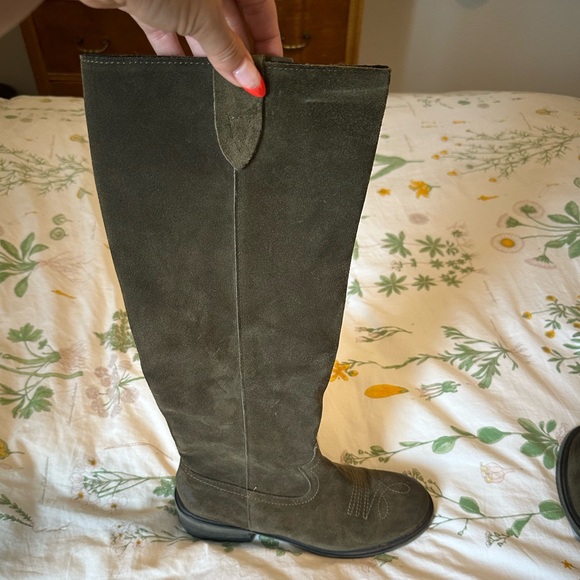 Arya Riding Boot - Picture 8 of 15